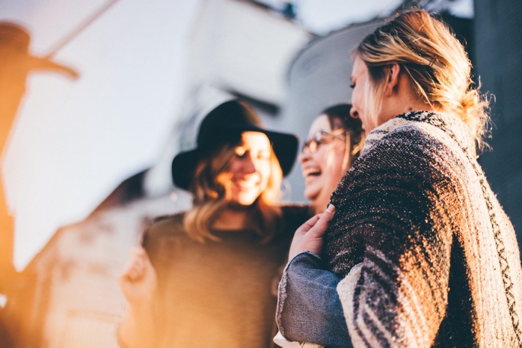 Image to illustrate neighbours having fun together